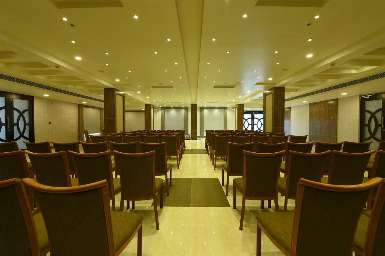 Mayas Kem Pride Tiruchirappalli Exterior photo